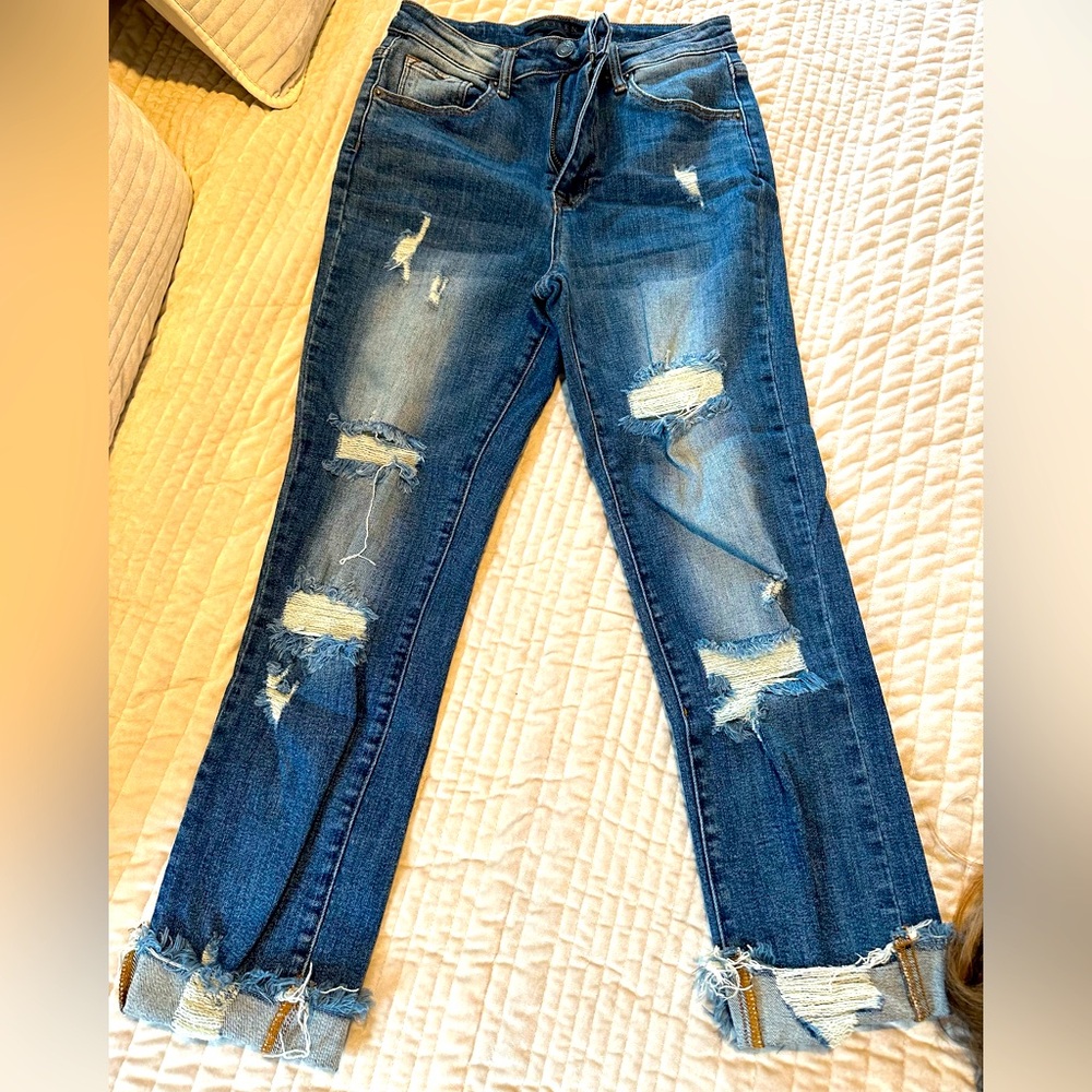 Distressed Blue Ankle Jeans